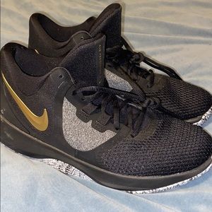 Nike Air Precision II